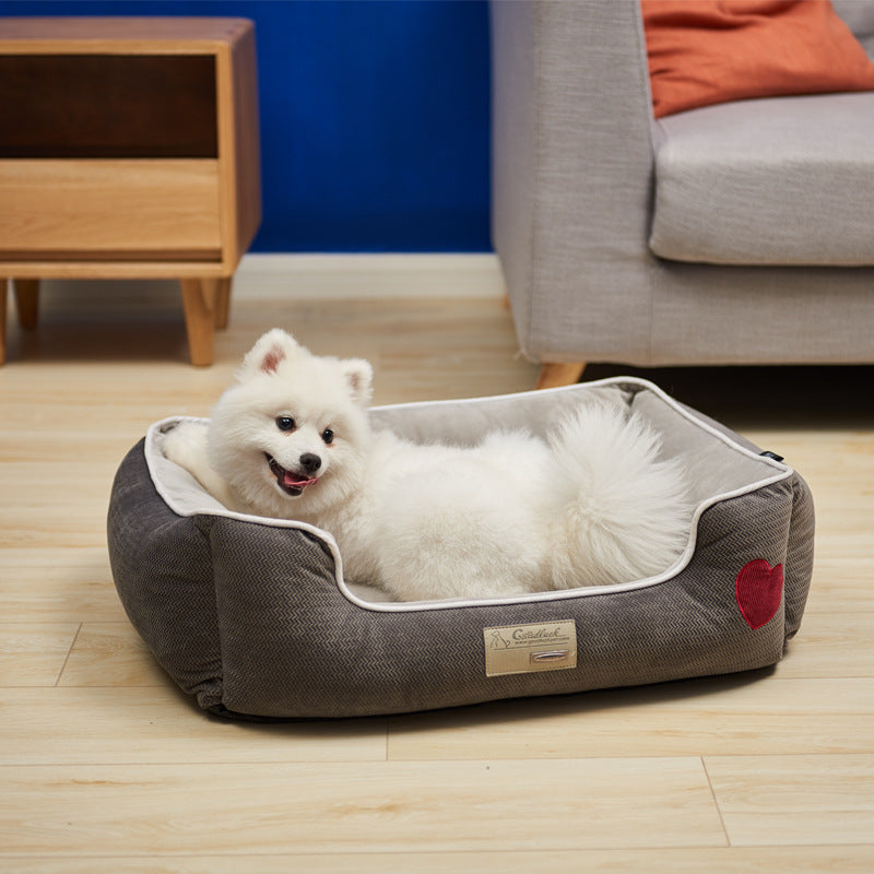 The Dog Kennel Is Fully Washable