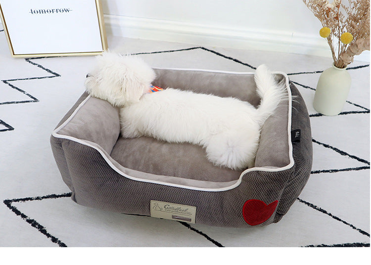 The Dog Kennel Is Fully Washable